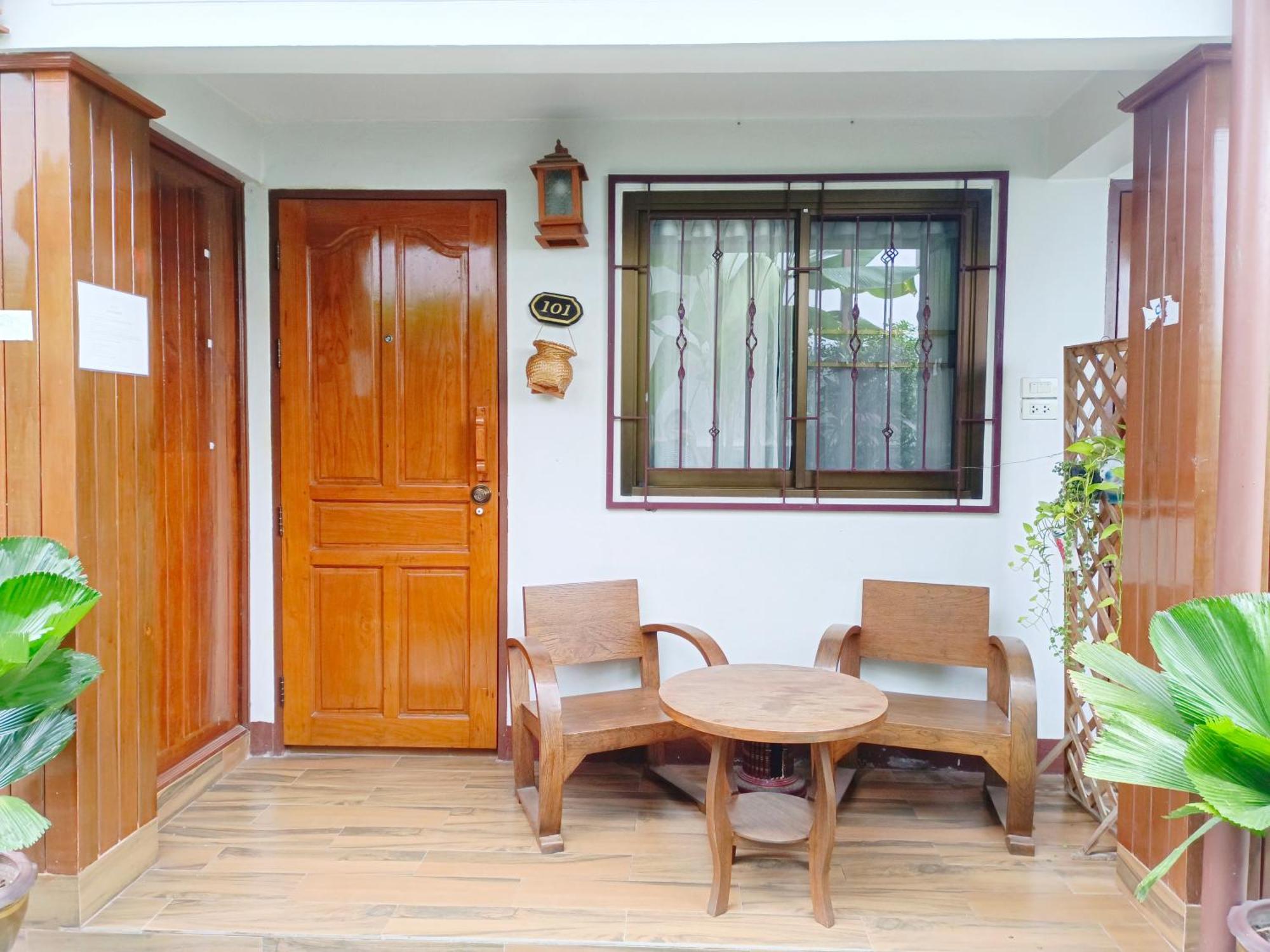 Aphilapa Residence Chiang Mai Exterior photo